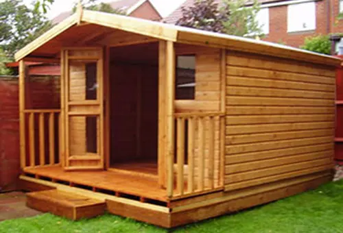 summerhouse-with-porch